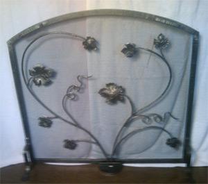 Fireplace screen