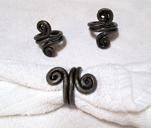 Elegant napkin rings